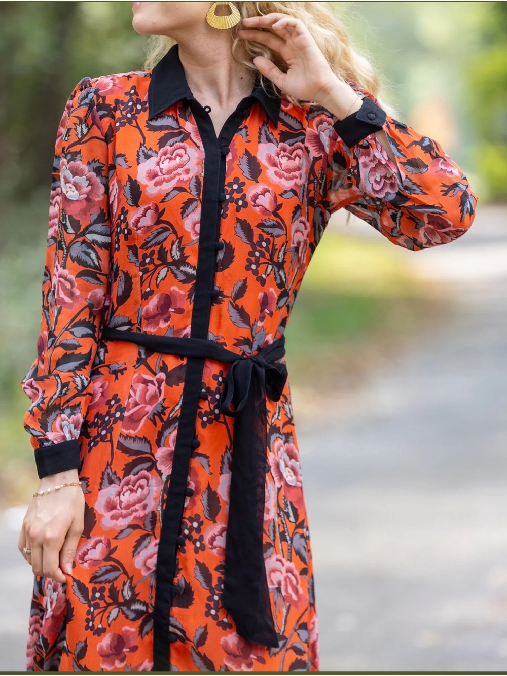 Floral Tie-Waist Long Sleeve Dress in Orange and Pink